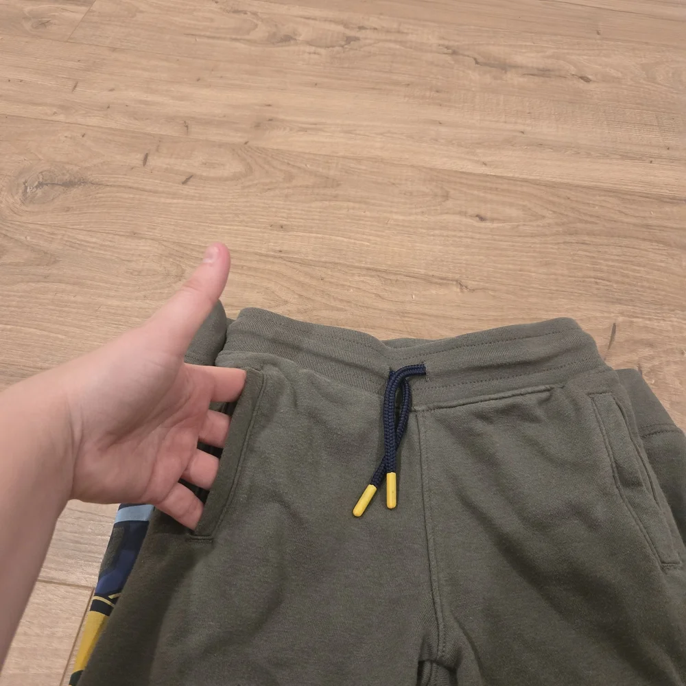 Toddler boys French Terry green dinosaur Joggers adjustable waist size 4